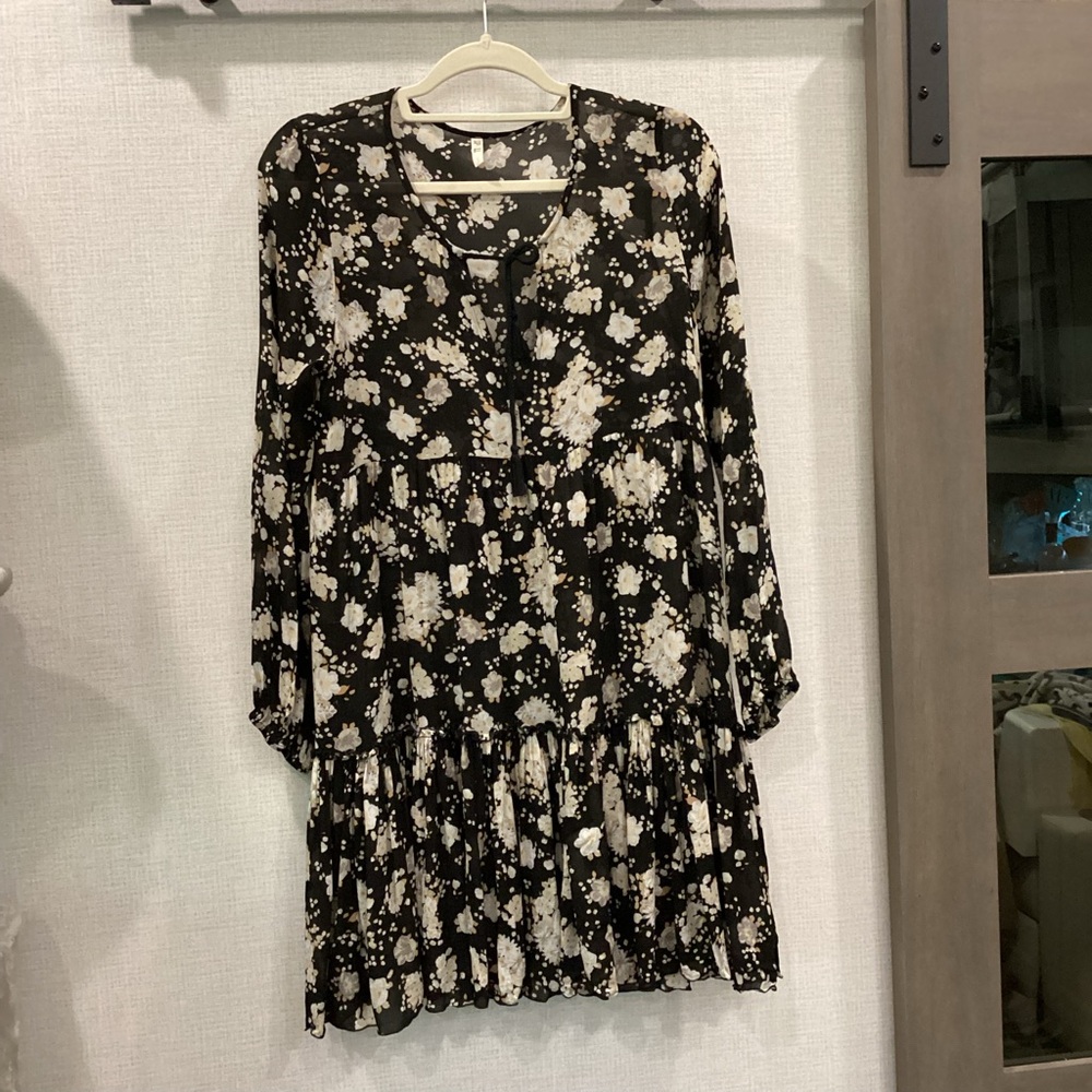 Spell and the Gypsy Dancer Long Sleeve Play dress in Caviar